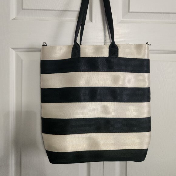 Harveys Handbags - Harveys Large Tote - Black and White